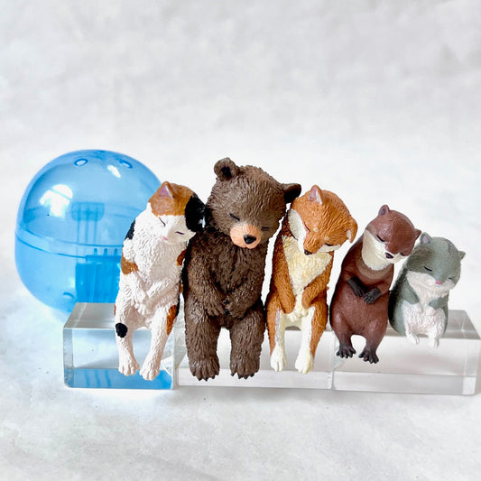 X 70351 Sleeping Animals Figurine Capsule-DISCONTINUED