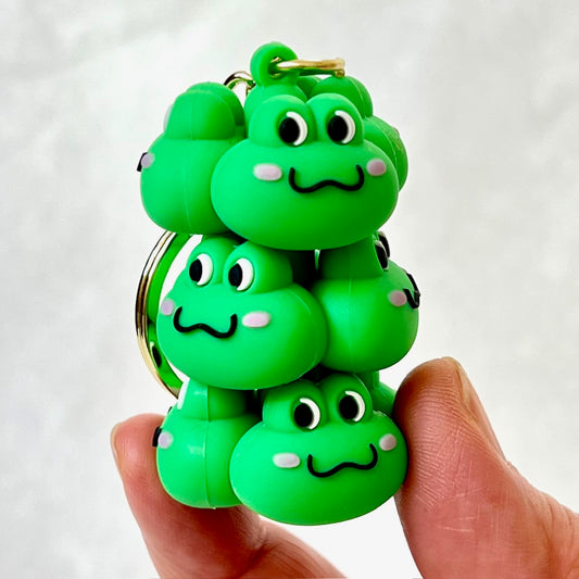 12145 FROG FAMILY KEY CHARM-12