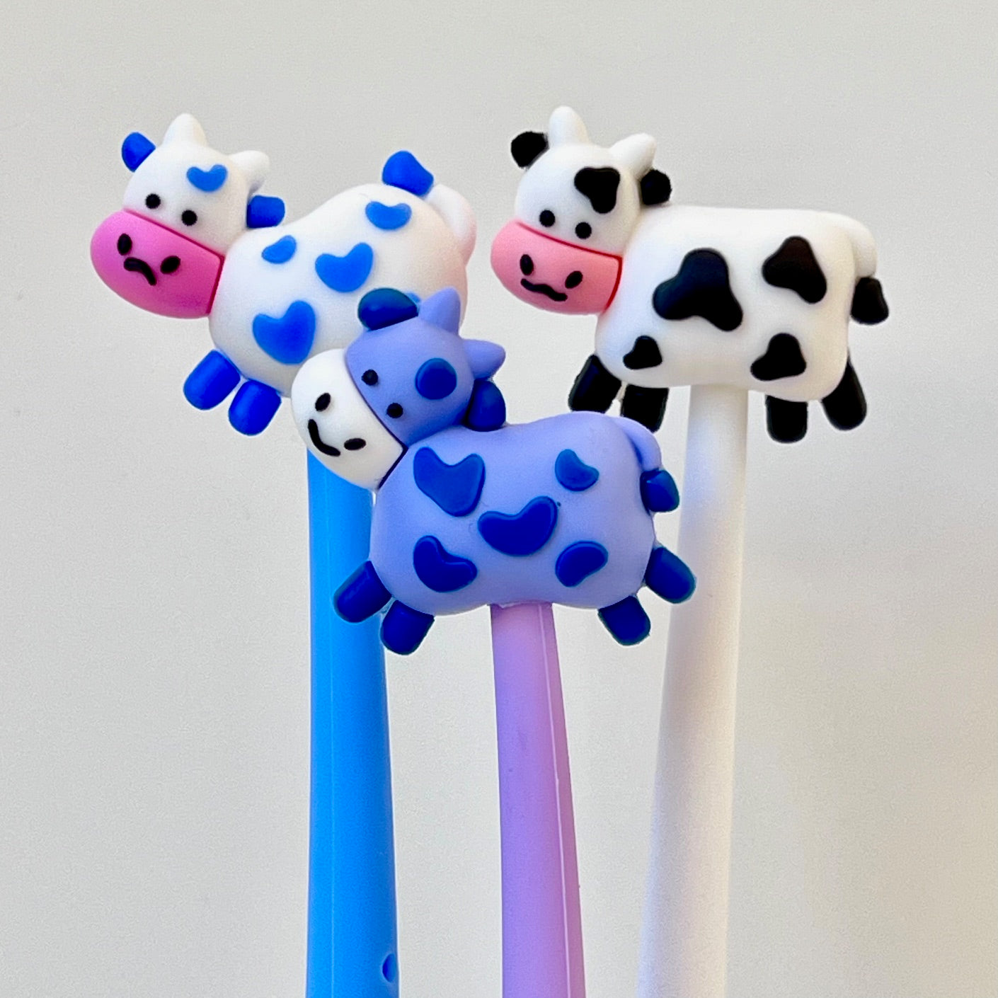 22665 COW WIGGLE GEL PEN-36