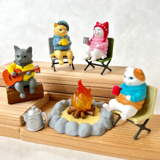 X 70234 Campfire Cat Figurine Capsule-DISCONTINUED