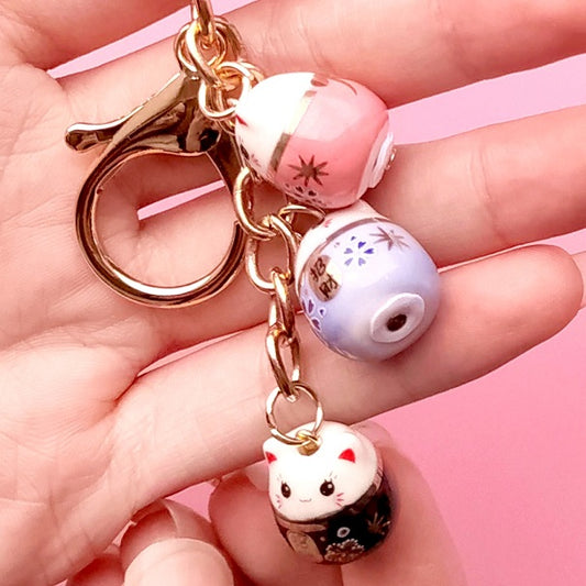 X 12300 TRIPLE CERAMIC MANEKI CAT LUCKY CHARMS-DISCONTINUED