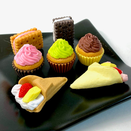 381671 IWAKO CAKE AND BISCUIT MIX ERASER-30
