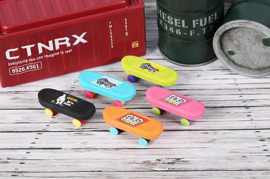 382701 SKATEBOARD ERASERS-30
