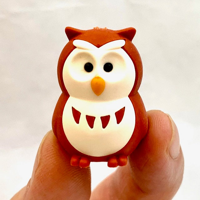 X 383031 IWAKO OWL ERASERS CARD-DISCONTINUED