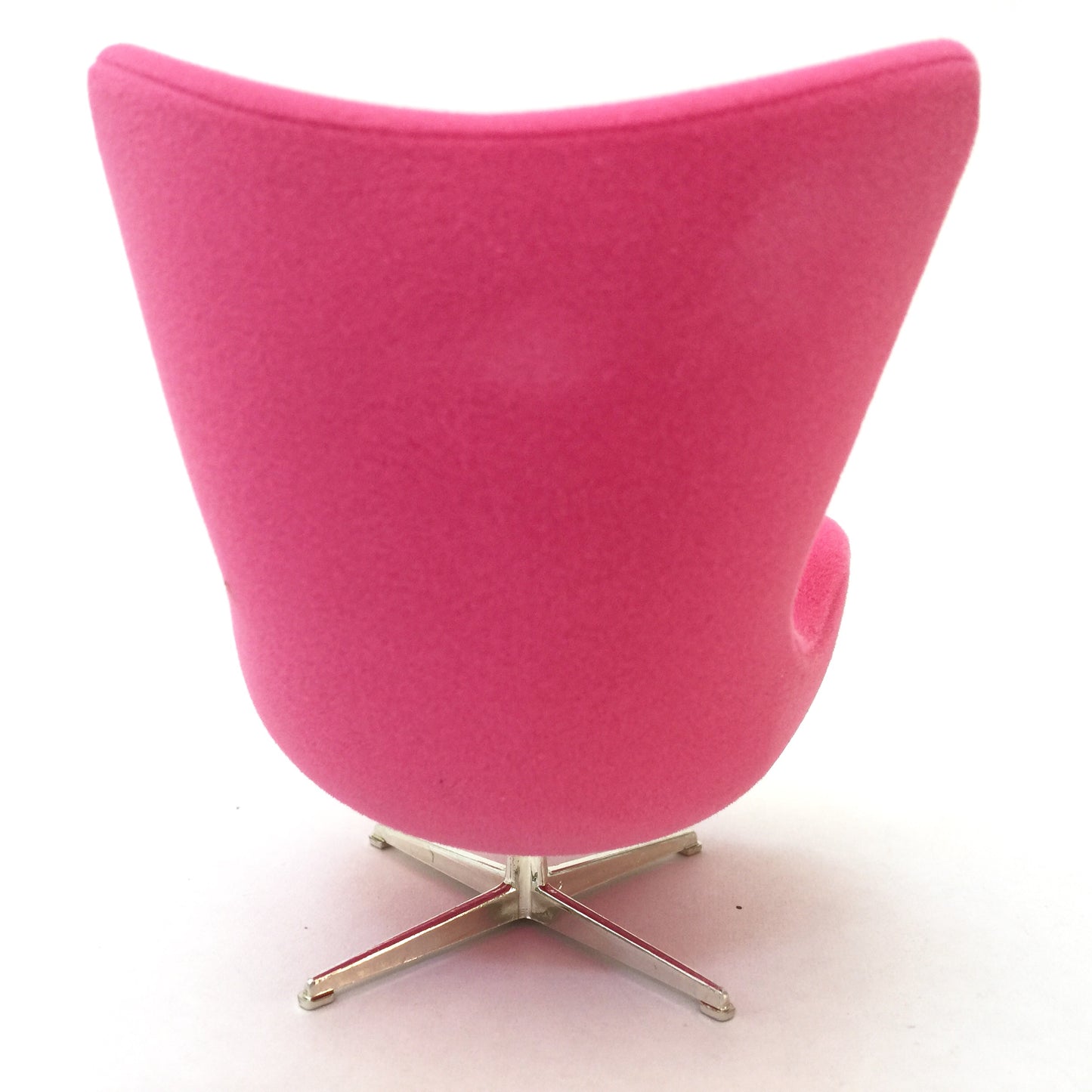 75143 Egg Chair-Pink-1