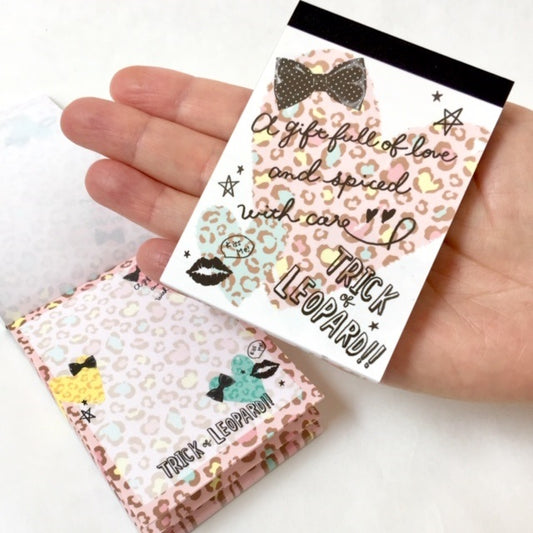 90401 Q-Lia Leopard Fashion Petit Notepad-10