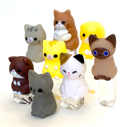 X 70887 CAT FIGURINES-DISCONTINUED