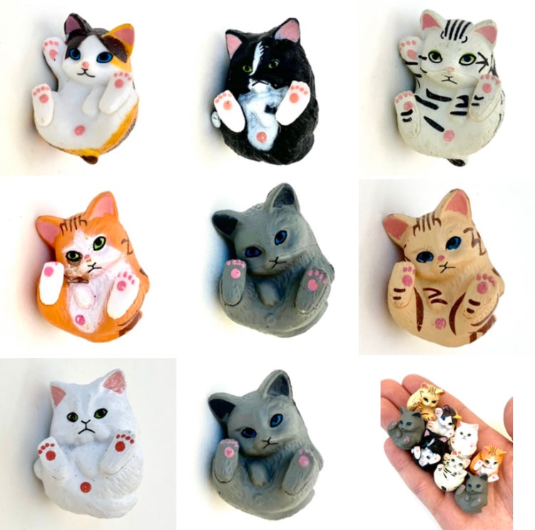 X 70893 CURLING CATS FIGURINES-DISCONTINUED