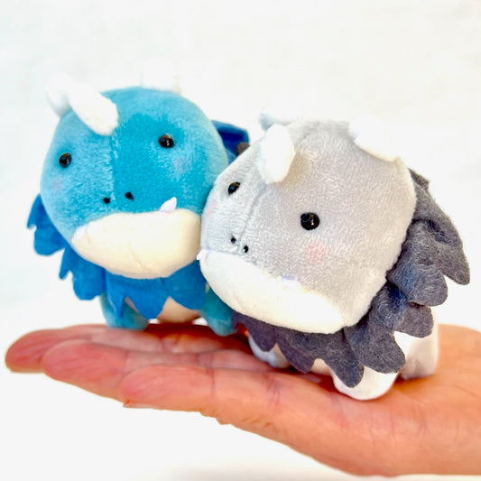 X 63308 CRUX TRICERATOPS DINOSAUR BUDDIES PLUSH CHARMS-DISCONTINUED