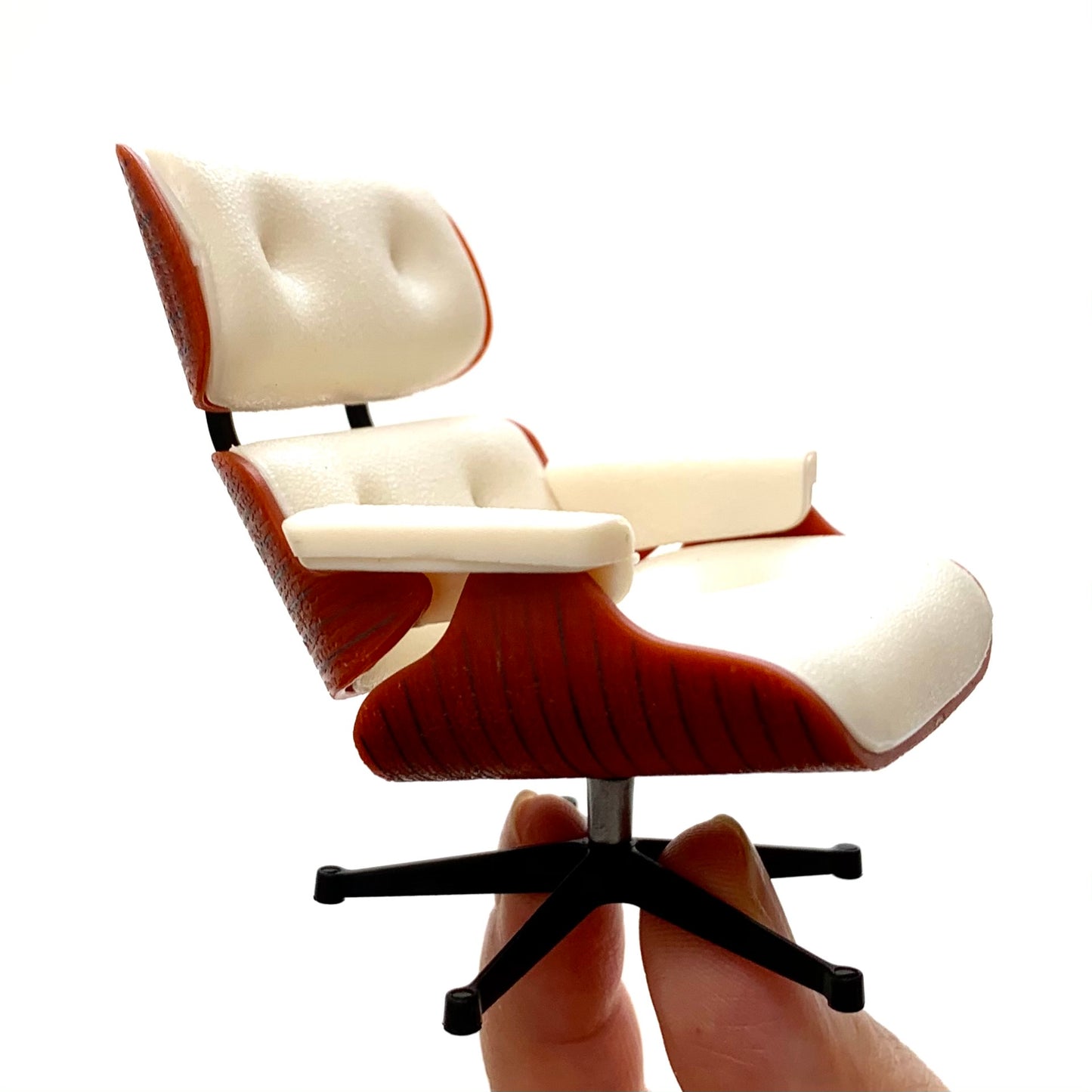X 75119 Lounge Chair-No Ottoman-White-DISCONTINUED