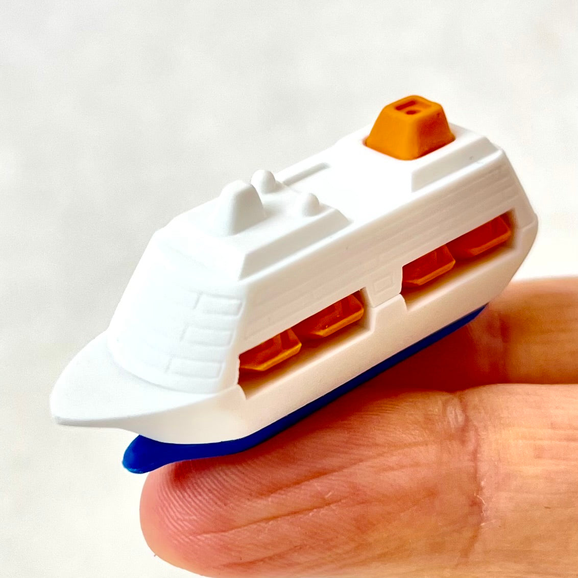 381361 AIRPLANE, HELICOPTER & CRUISE SHIP ERASERS-30