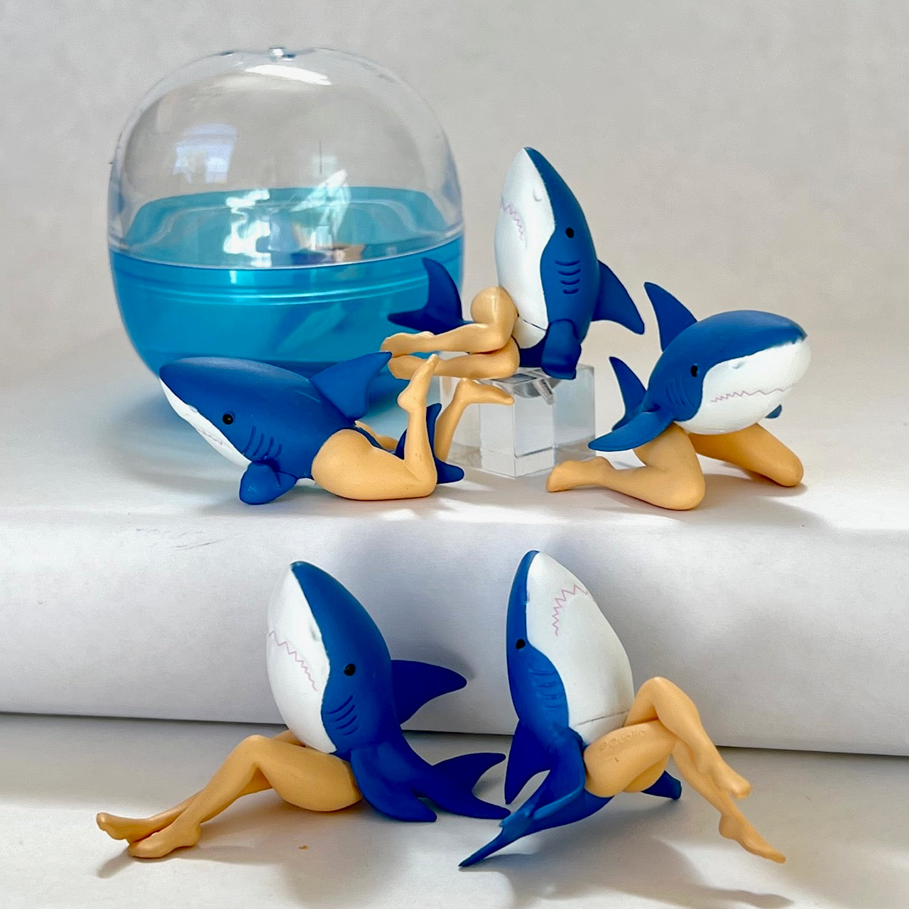 Beautiful leg shark beautiful leg shark E Gashapon Capsule toy