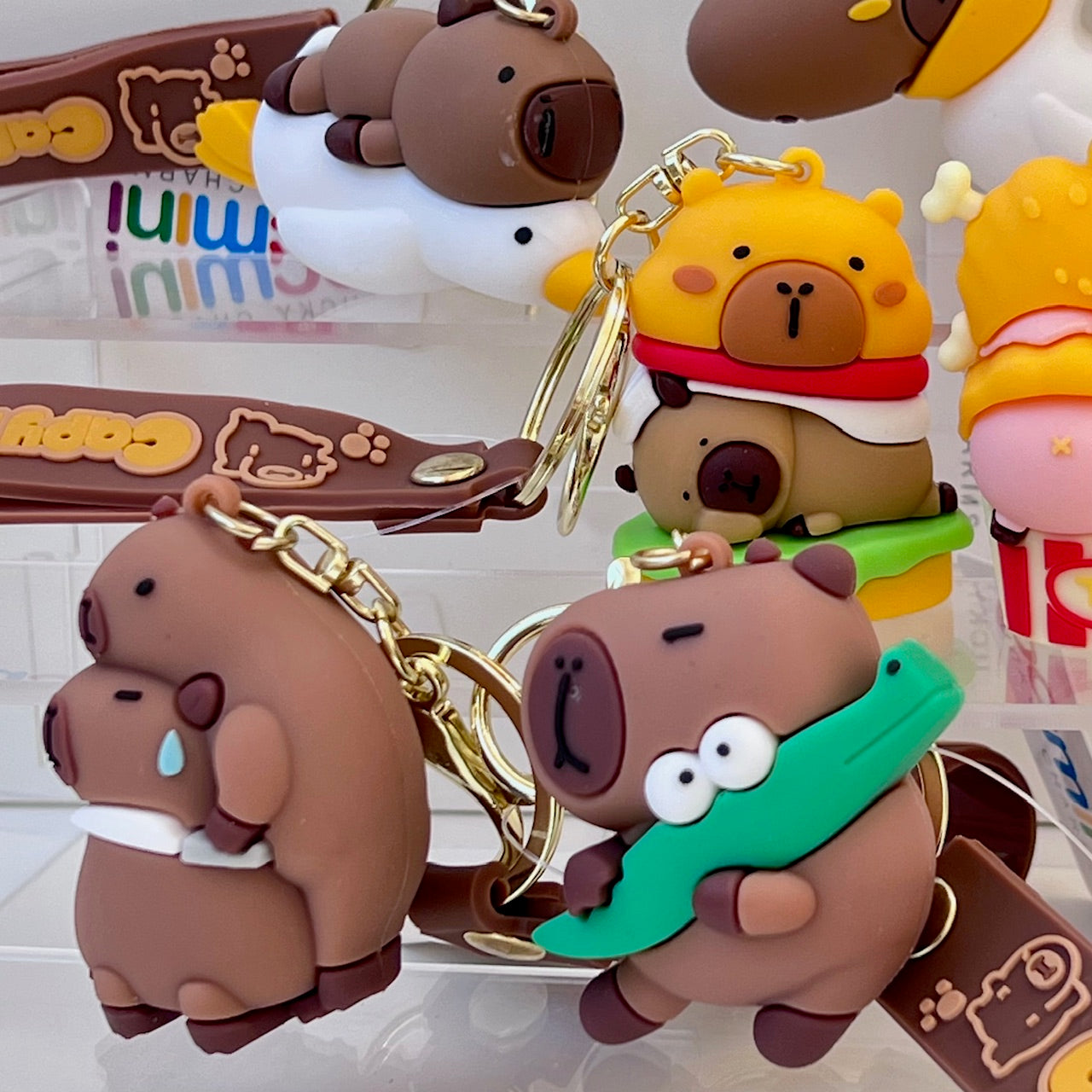 12188 Capybara Kawaii Key Charm-12