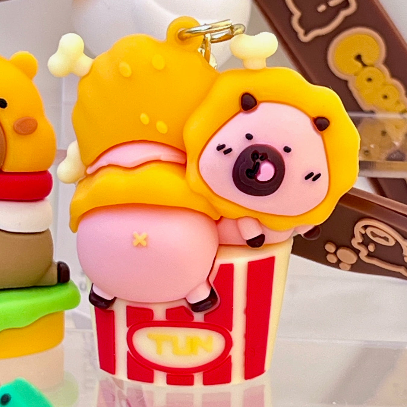 12188 Capybara Kawaii Key Charm-12