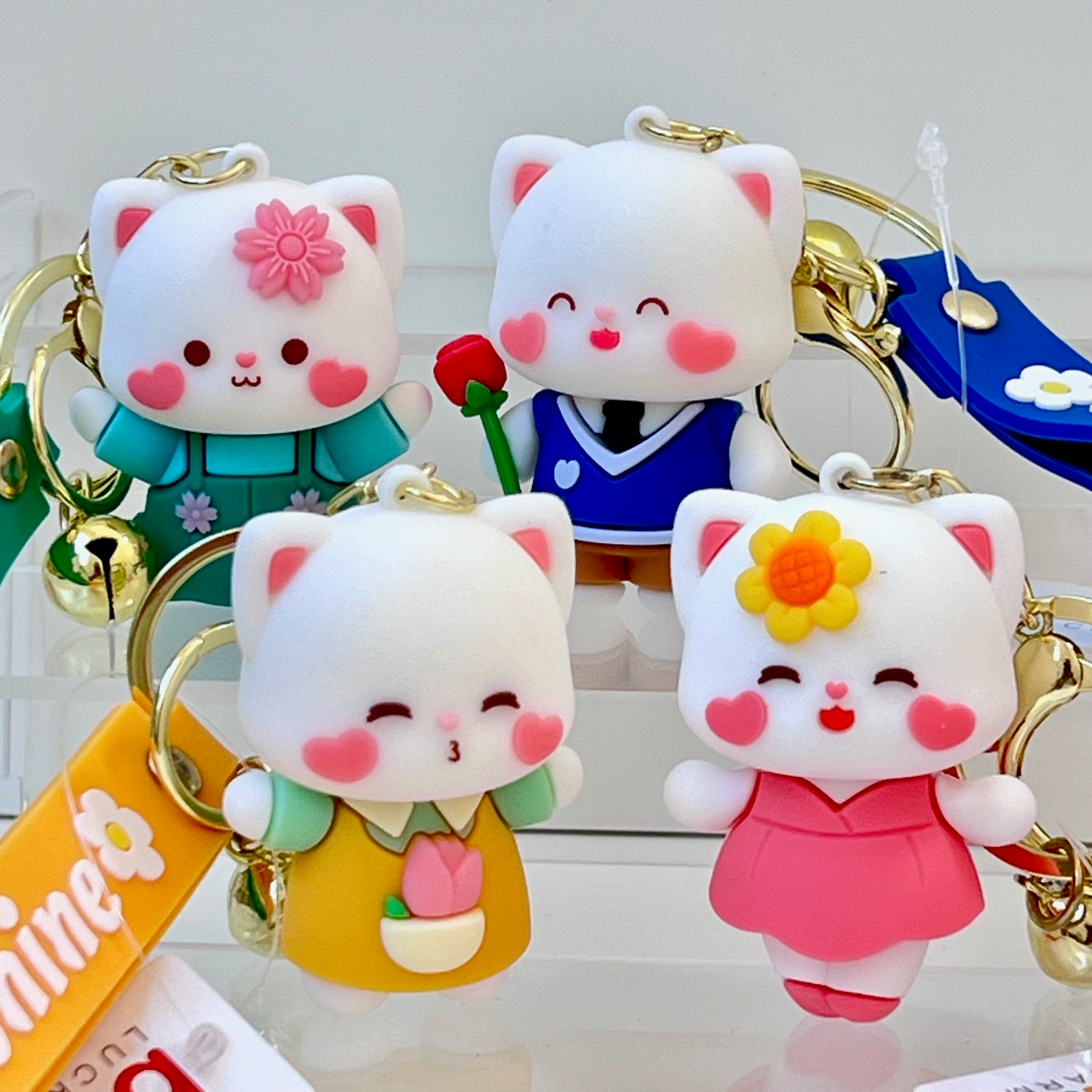 12190 Flower Cat Key Charm-12