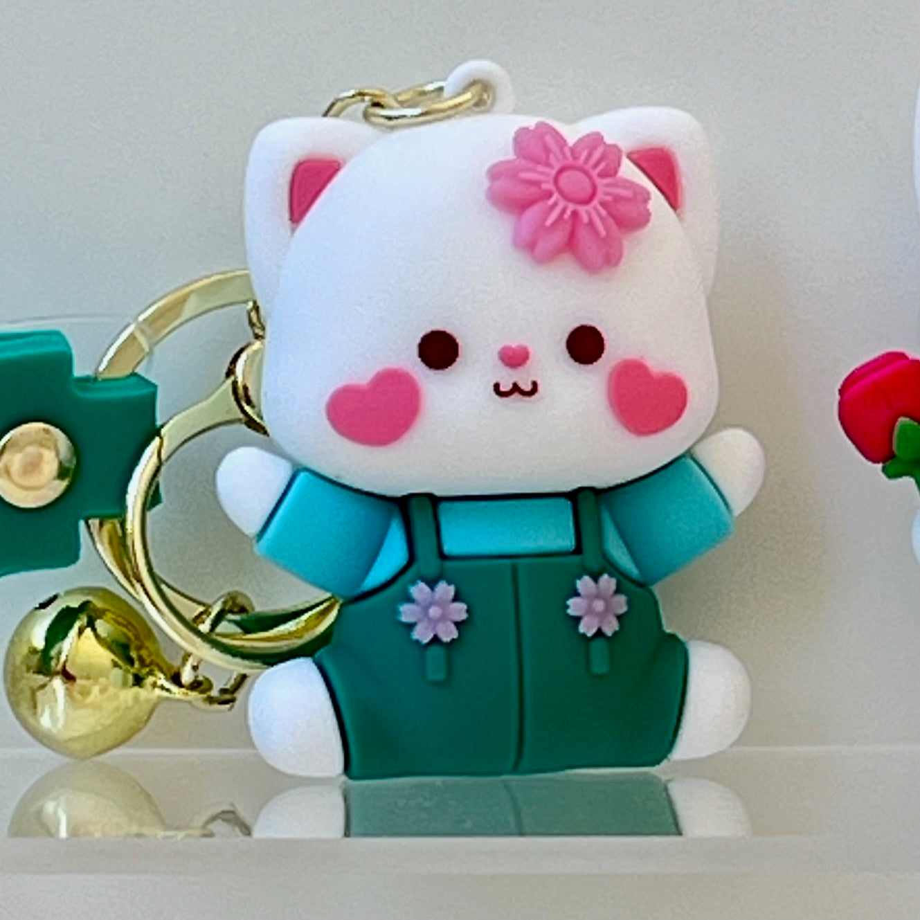 12190 Flower Cat Key Charm-12