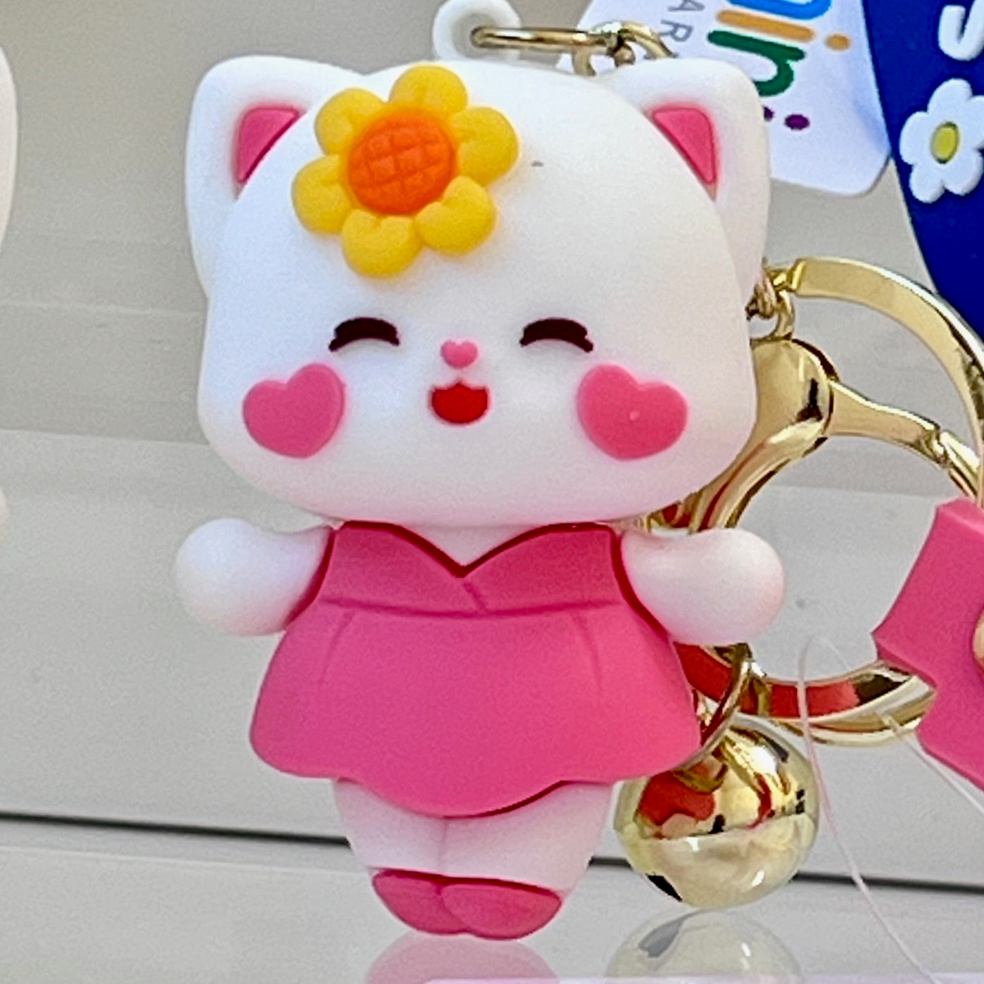 12190 Flower Cat Key Charm-12