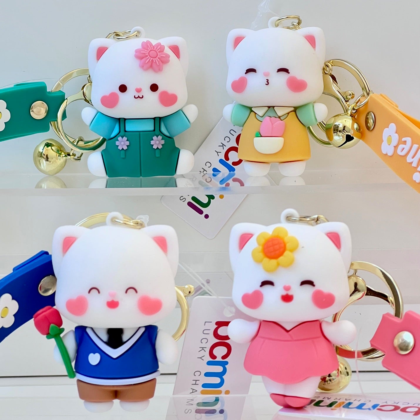 12190 Flower Cat Key Charm-12