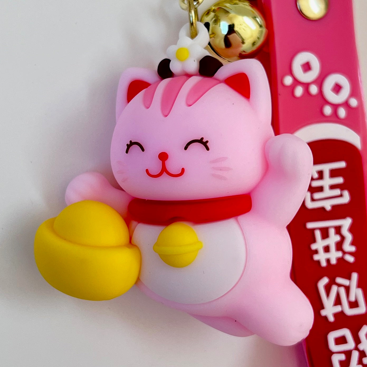 12192 Maneki Cat Key Charm-12