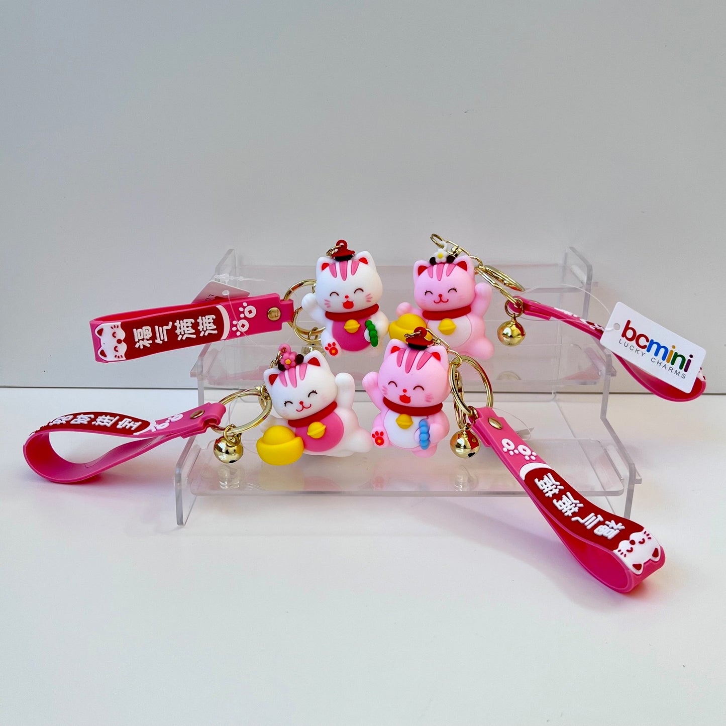 12192 Maneki Cat Key Charm-12