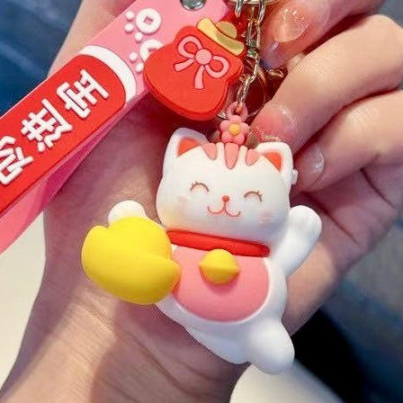 12192 Maneki Cat Key Charm-12