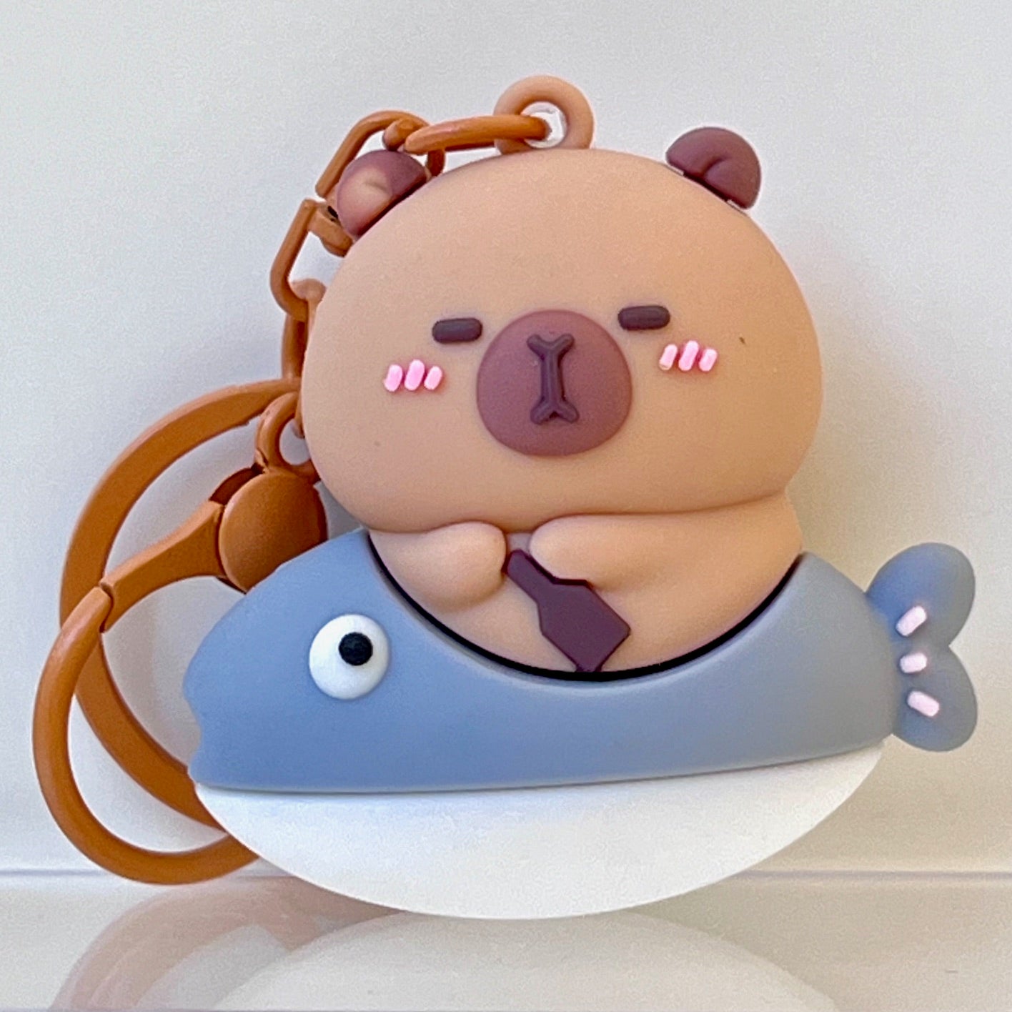 12200 Capybara Key Charm-12