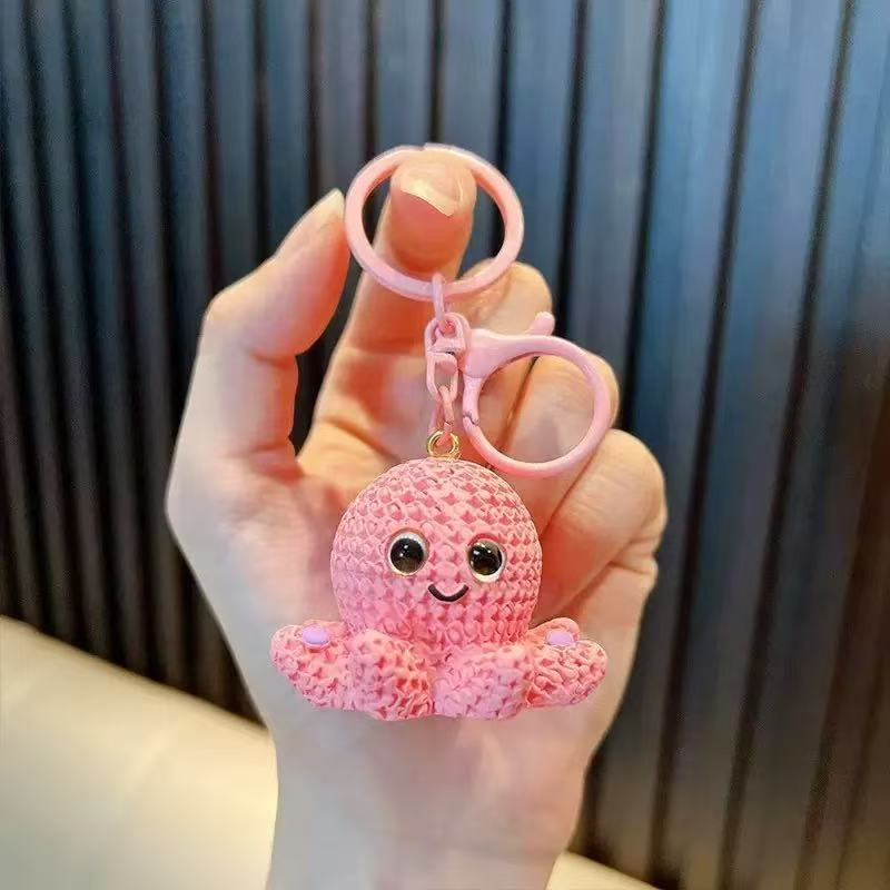 12219 Knitted Octopus Key Charm-12