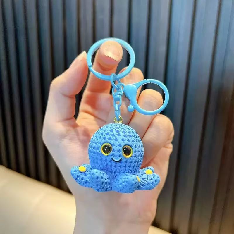 12219 Knitted Octopus Key Charm-12