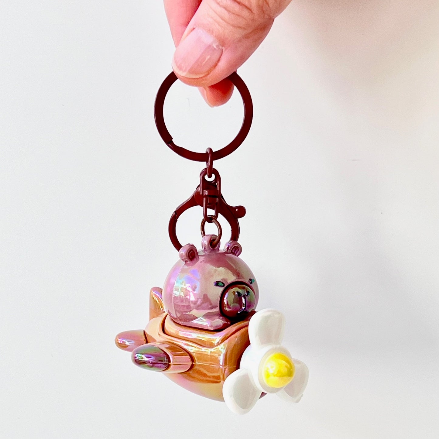 12222 Capybara Ace Airplane Key Charm-12