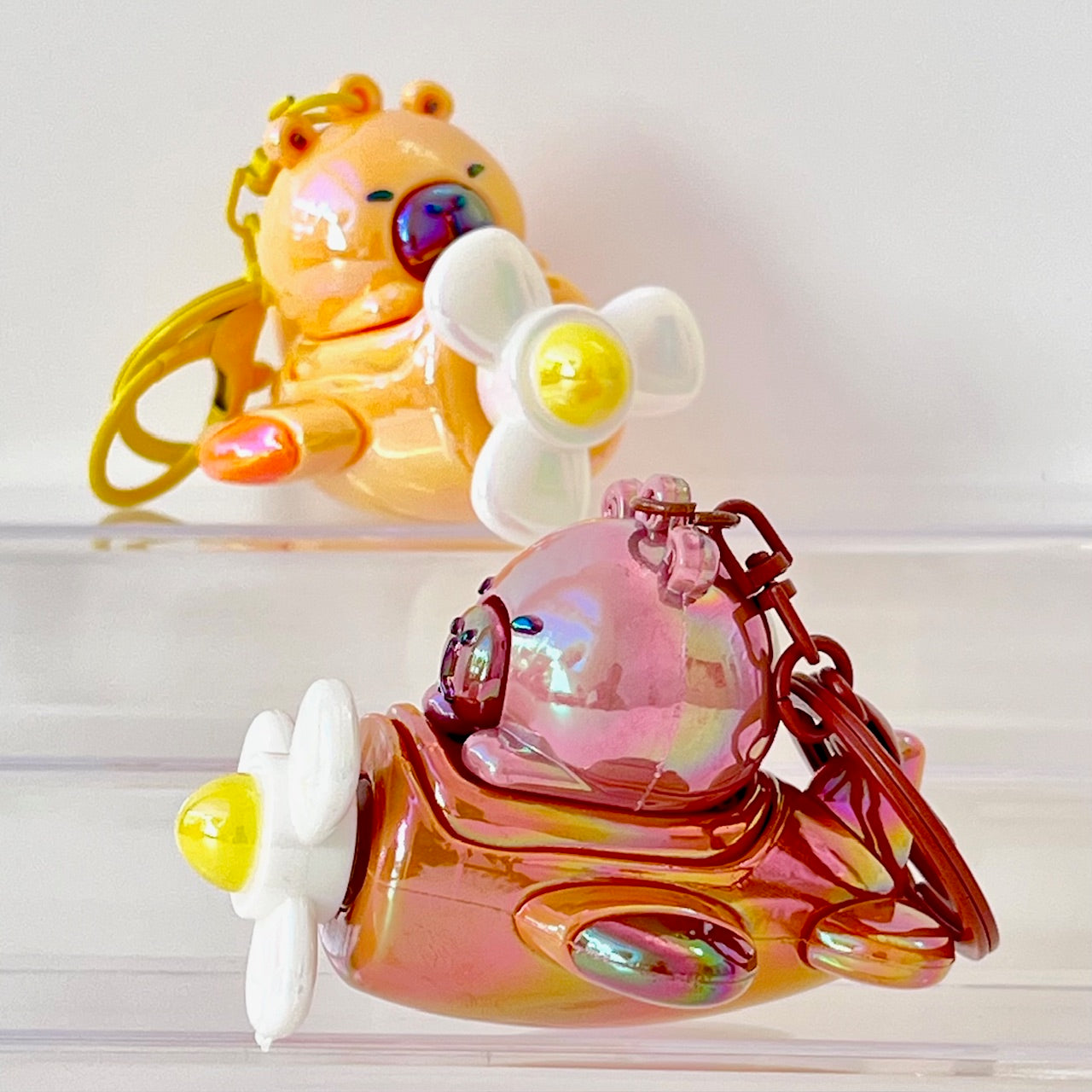 12222 Capybara Ace Airplane Key Charm-12