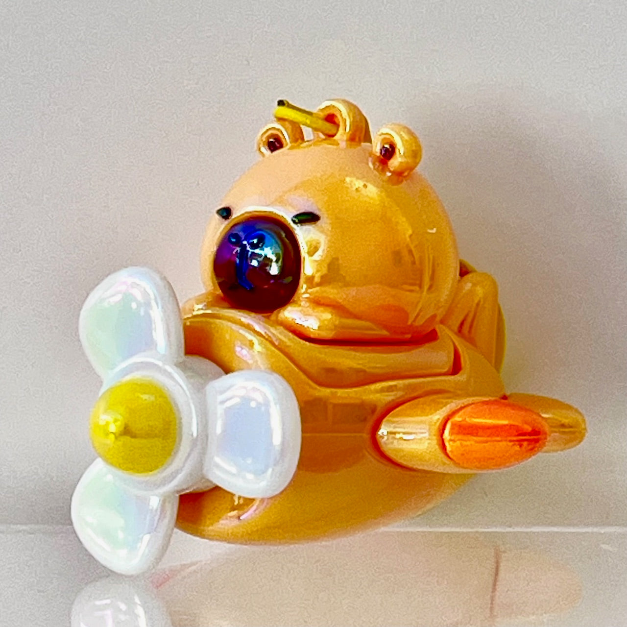 12222 Capybara Ace Airplane Key Charm-12