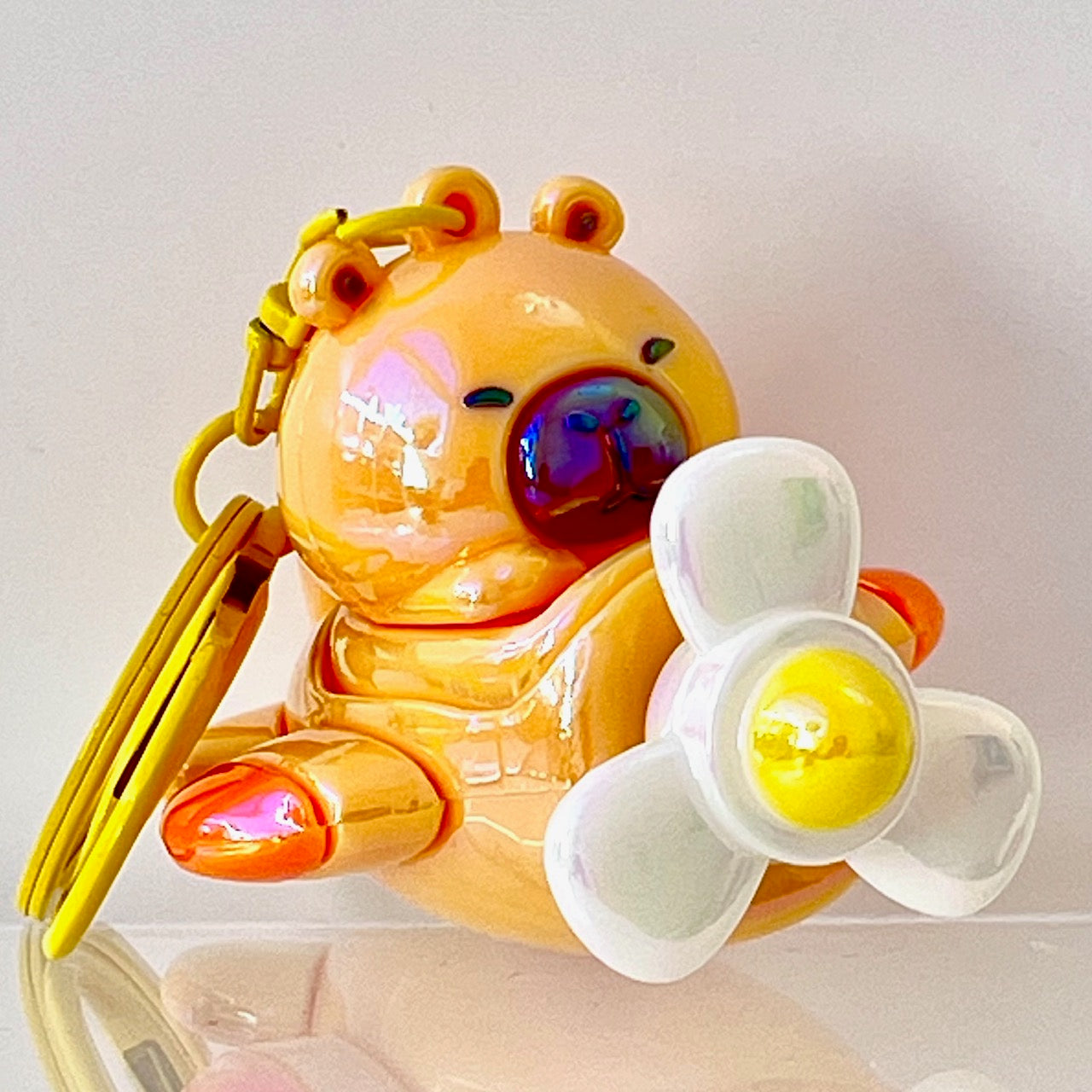 12222 Capybara Ace Airplane Key Charm-12