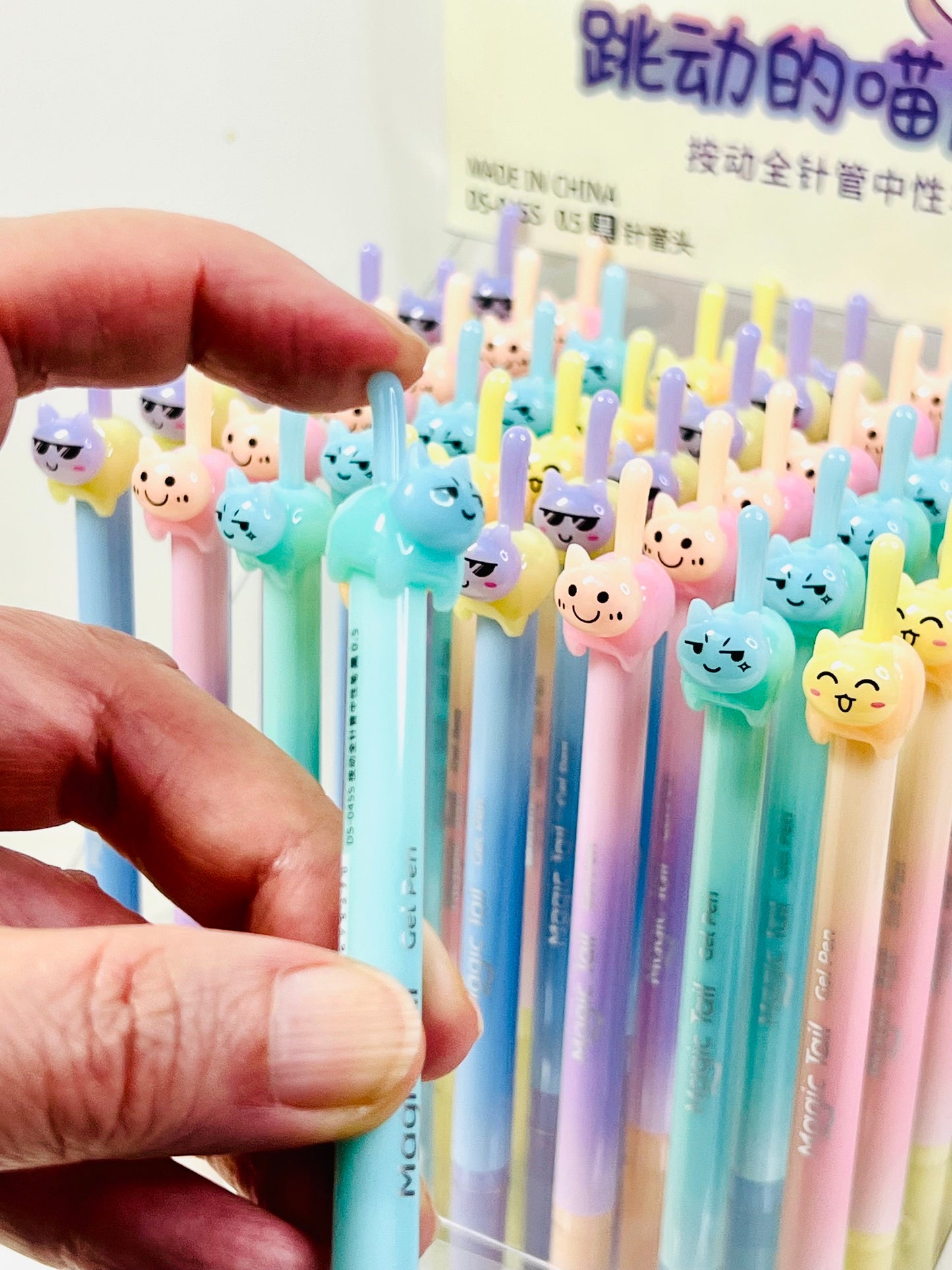 22189 Cat Tail Rainbow Gel Pen-48
