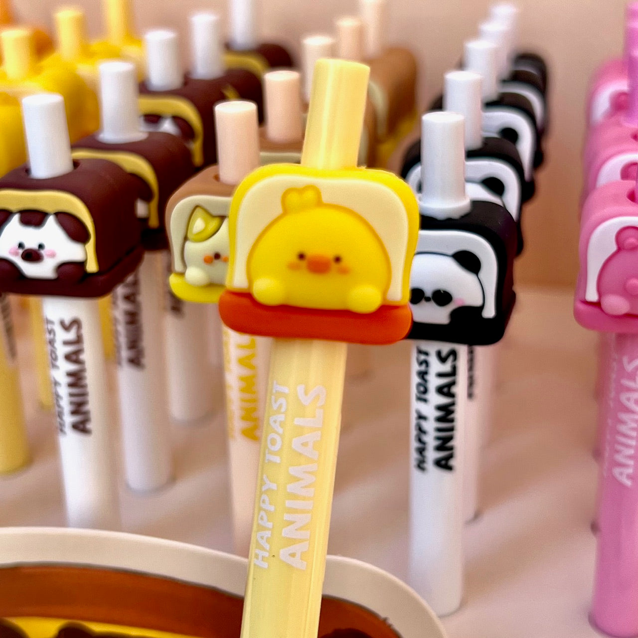 22605 HAPPY TOAST ANIIMALS RETRACTABLE GEL PEN-36