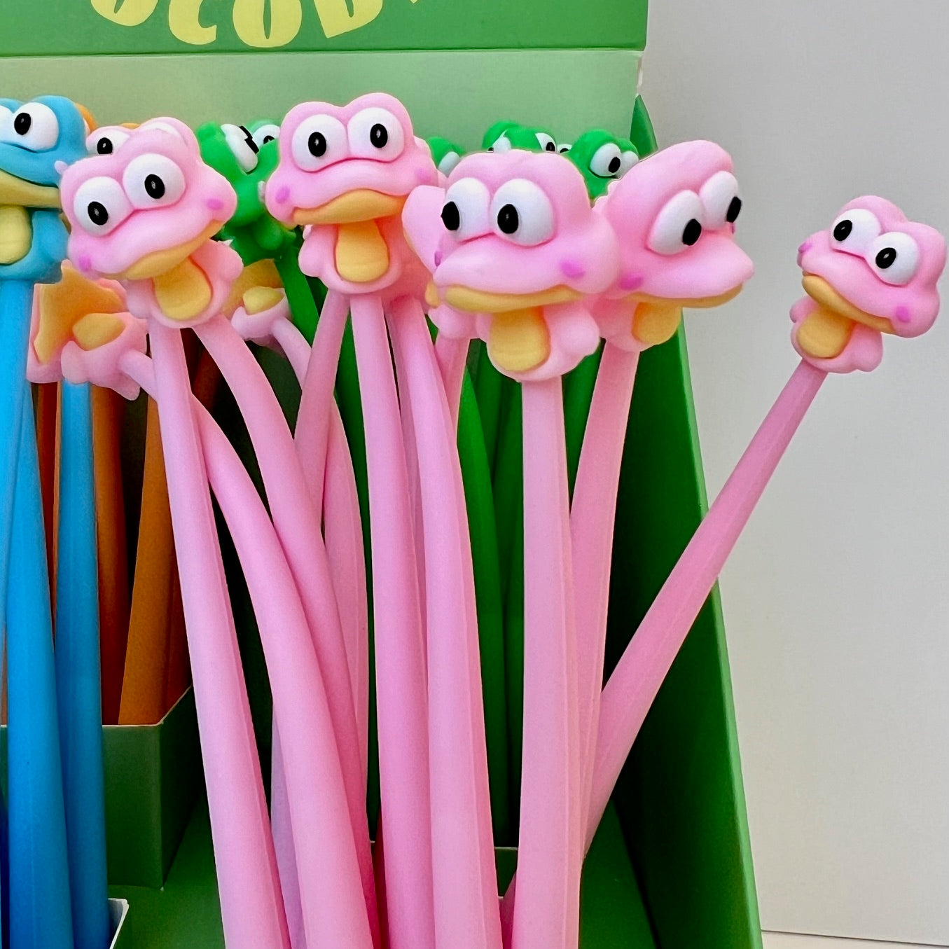 22703 Crocodile Wiggle Gel Pen-48