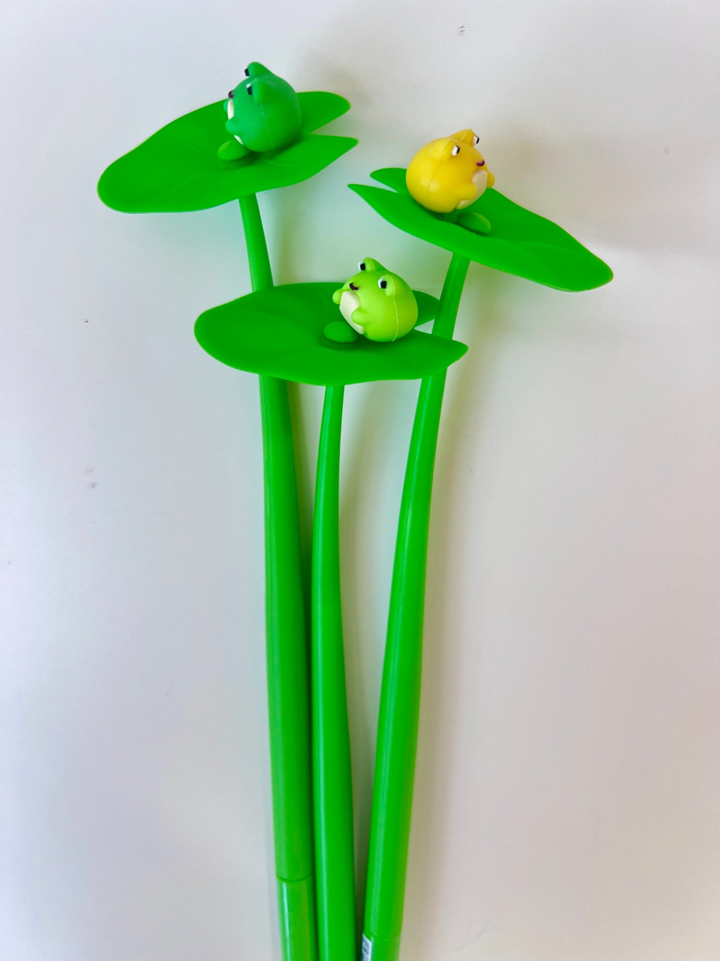 22714 Frog Lily Wiggle Pad Gel Pen-48