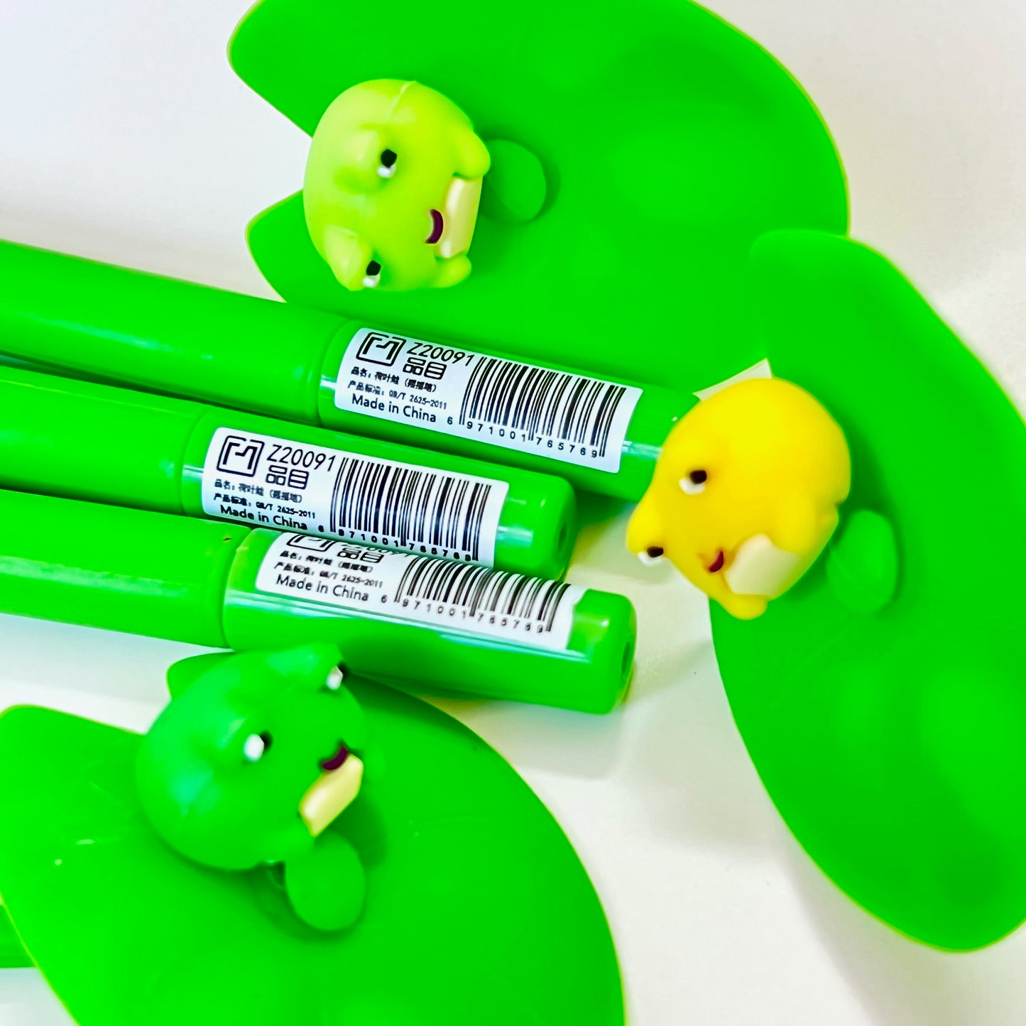 22714 Frog Lily Wiggle Pad Gel Pen-48