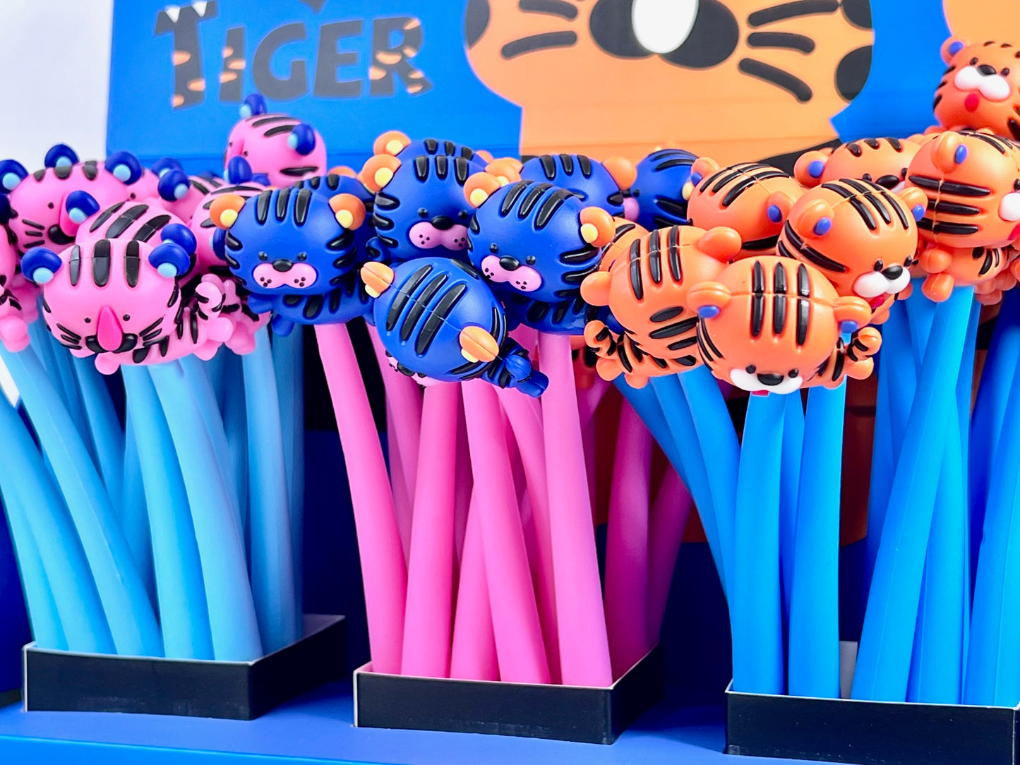 22724 Tiger Wiggle Gel Pen-48