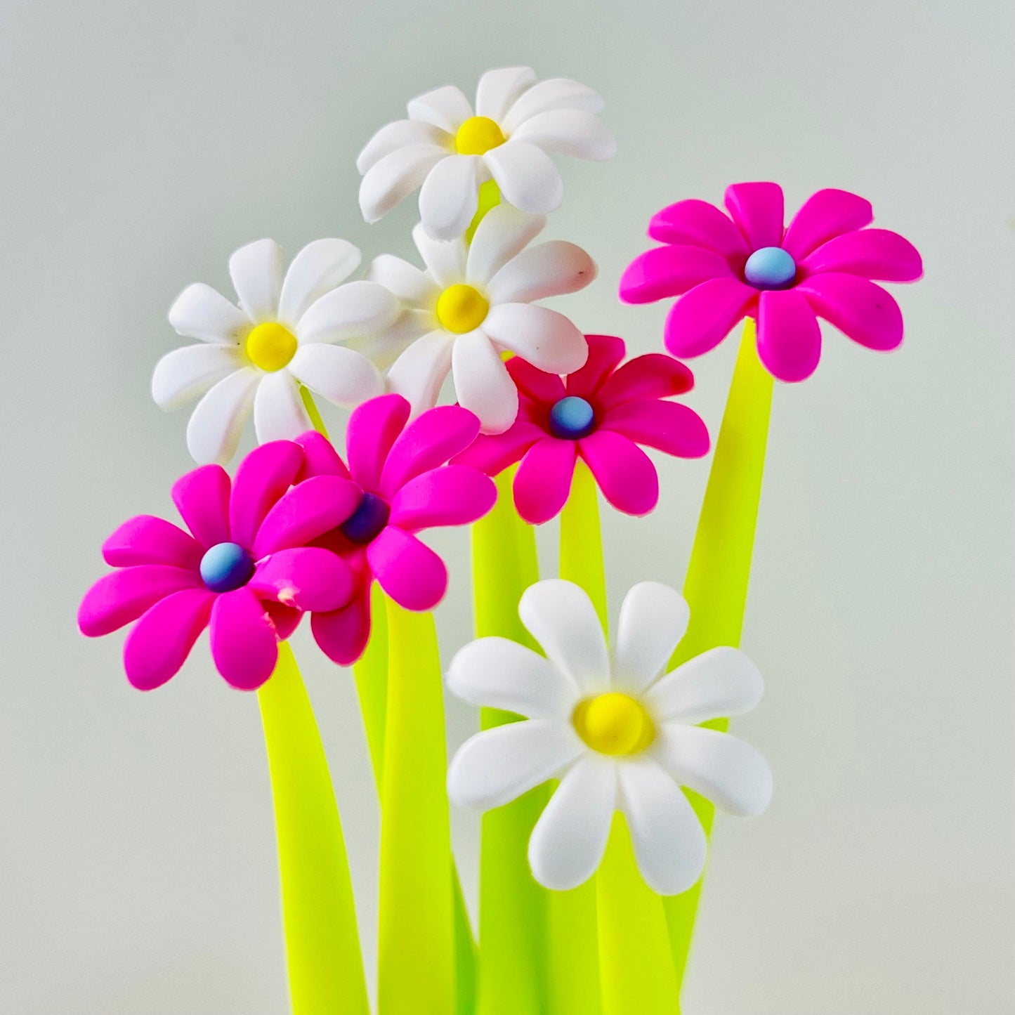 22732 Pink and White Daisy Gel Pen-48