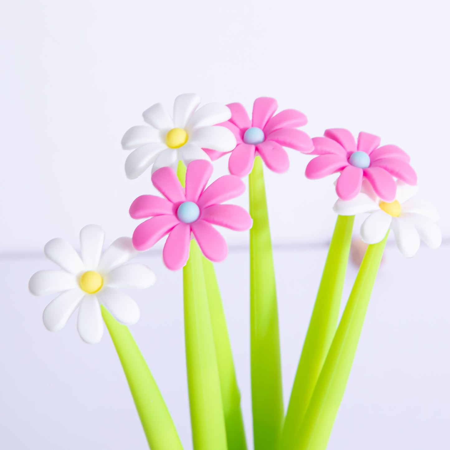 22732 Pink and White Daisy Gel Pen-48