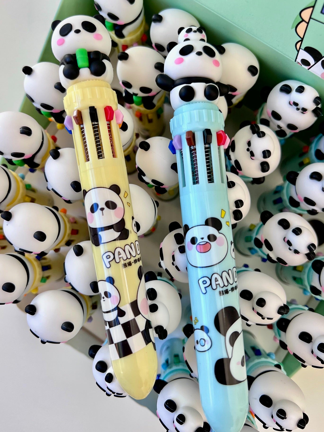 23016 PANDA 8-COLOR RETRACTABLE BALL PEN-36