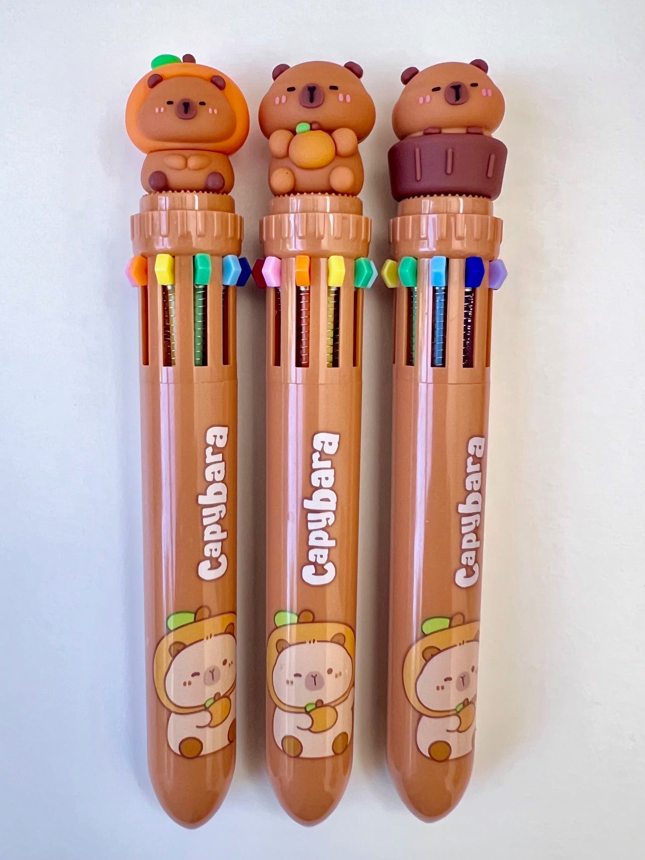 23020 CAPYBARA Vol.2 10-COLOR RETRACTABLE BALL PEN-36