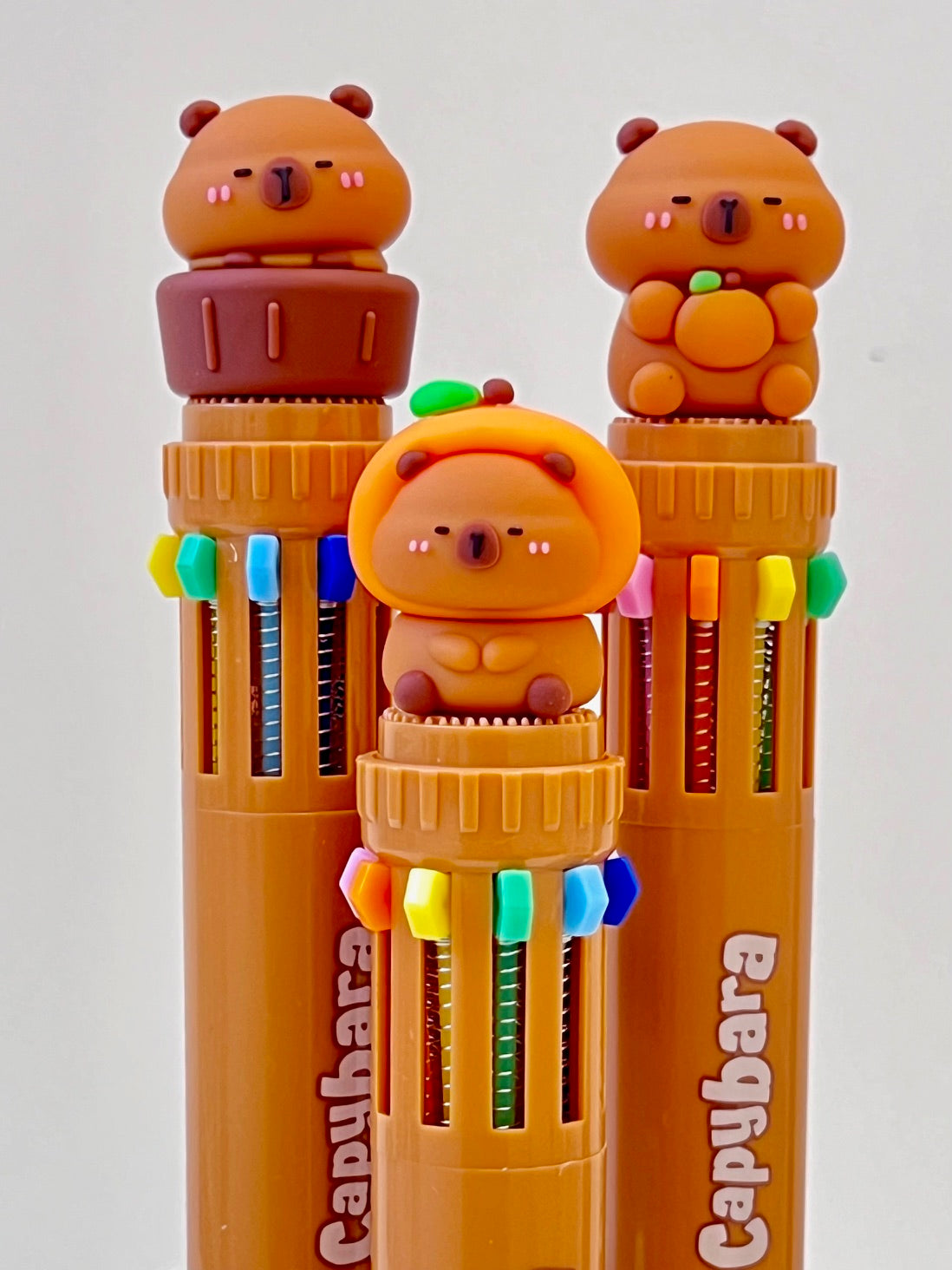 23020 CAPYBARA Vol.2 10-COLOR RETRACTABLE BALL PEN-36 – BCmini