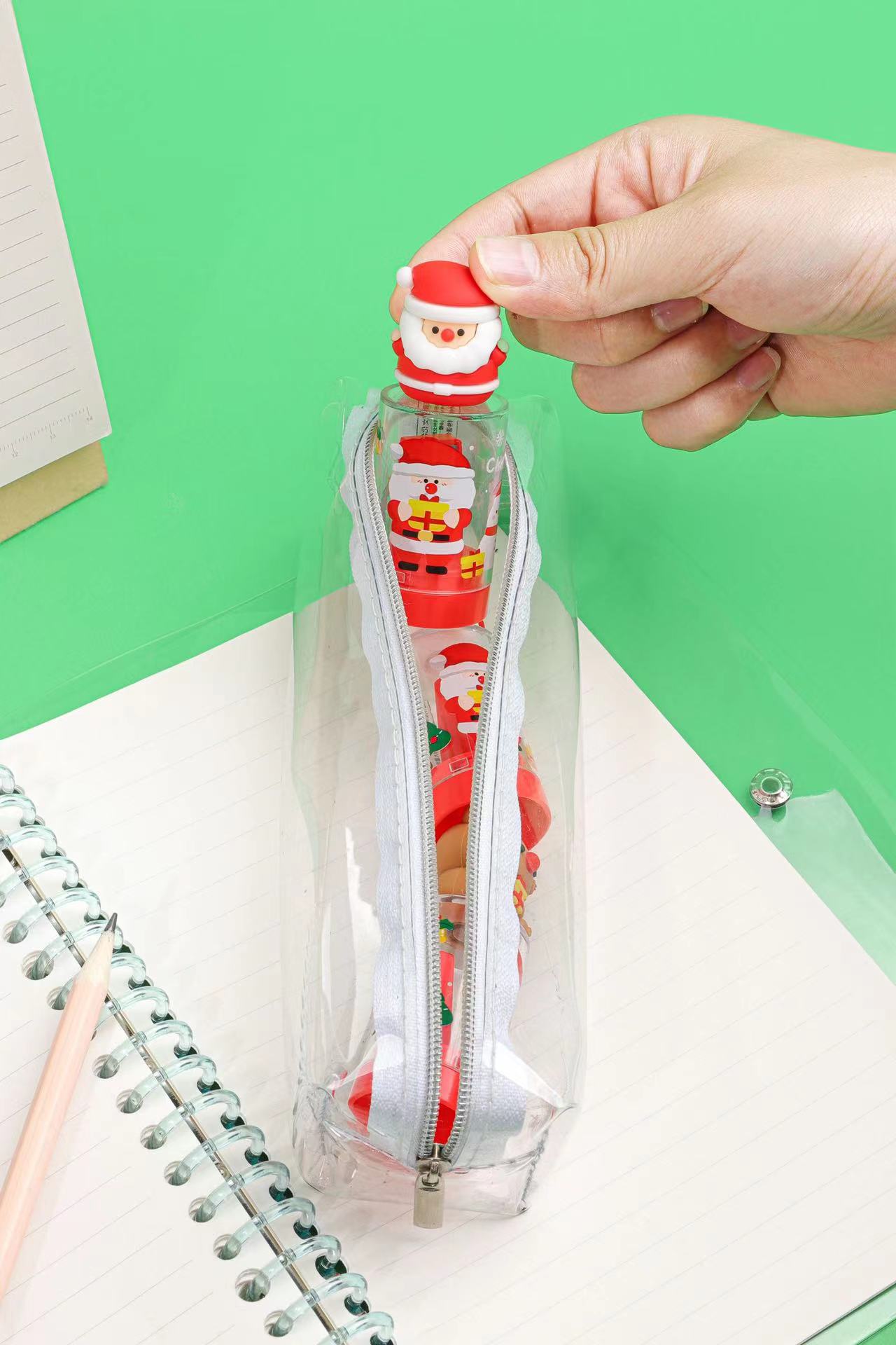 33309 CHRISTMAS HOLIDAY PENCIL SHARPENER-24