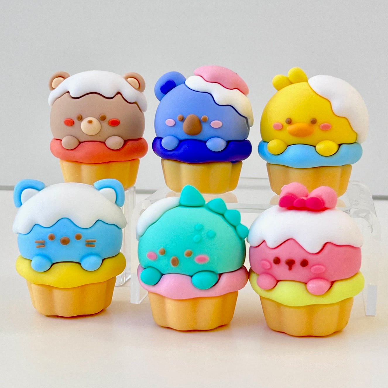 33317 ANIMAL CUPCAKES SHARPENER-24