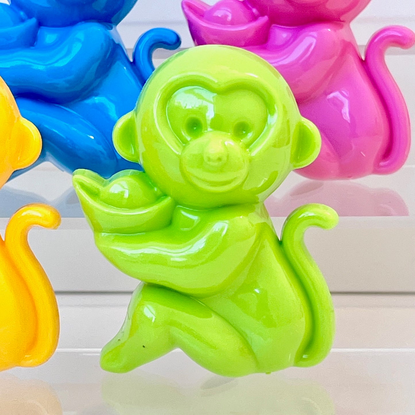 33325 Monkey Sharpener-20