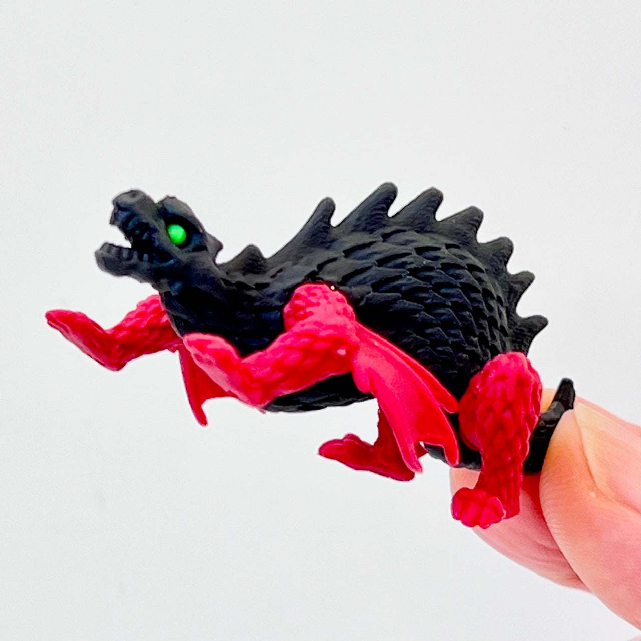 382851 DRAGONS ERASERS-30