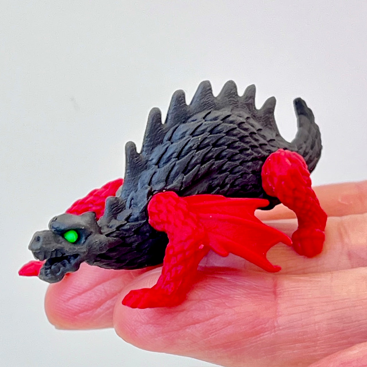 383801 DRAGONS ERASER CARD-SINGLE