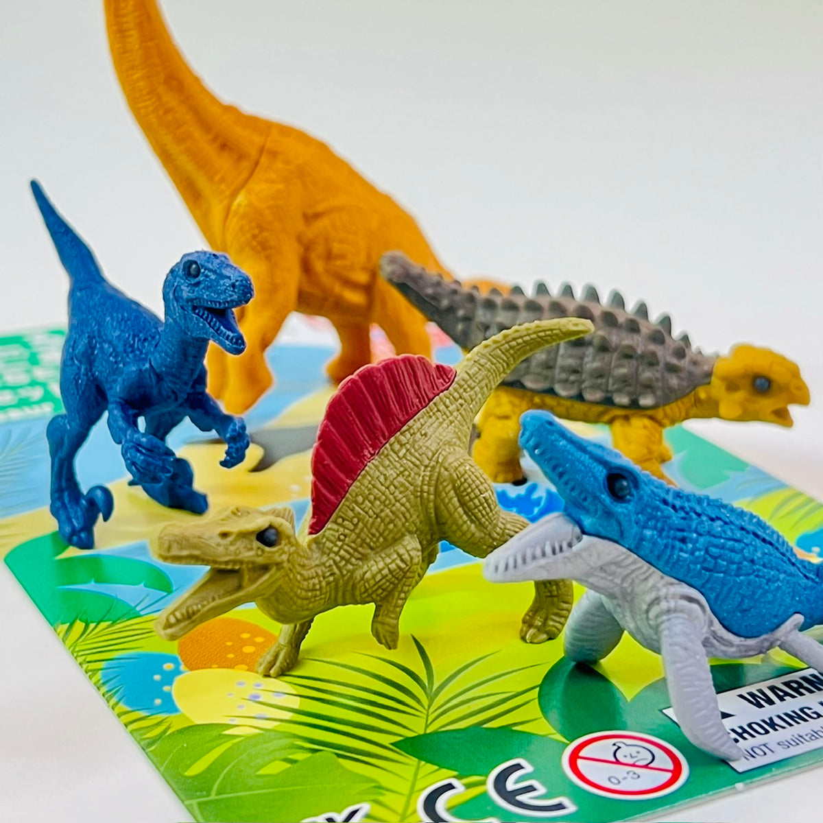 383871 DINOSAUR VOL.3 ERASER CARD-SINGLE
