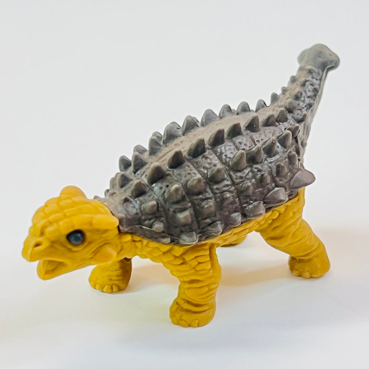 383871 DINOSAUR VOL.3 ERASER CARD-SINGLE
